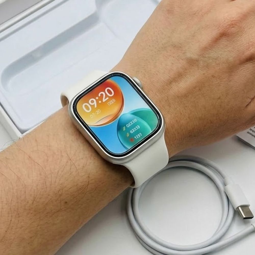 Ferefit S15 Max Smartwatch With Bluetooth Calling Features