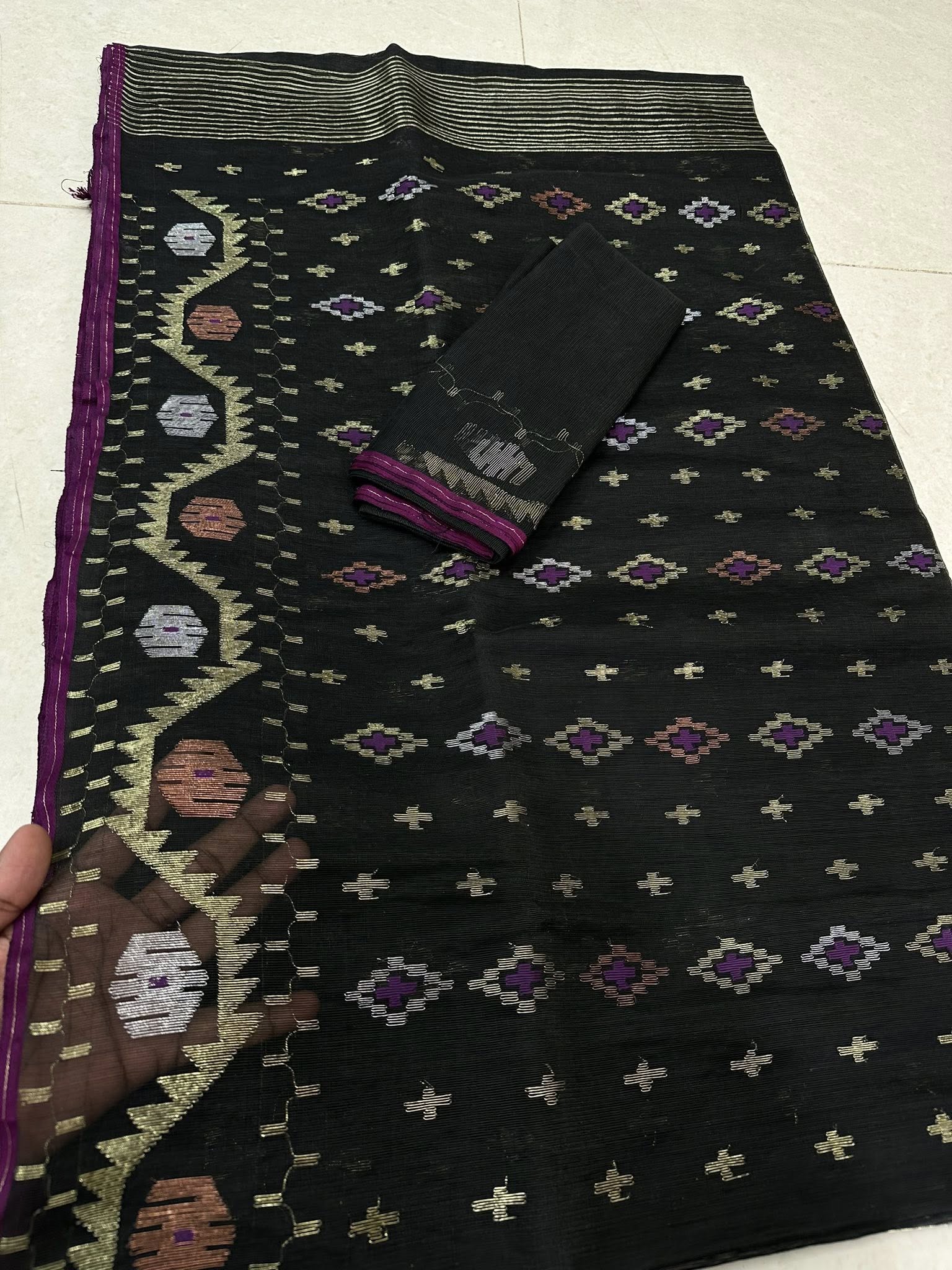 Original Dhakai Jamdani Sare Pure Cotton With Blouse Piece Black Color DH 7 - Image 2