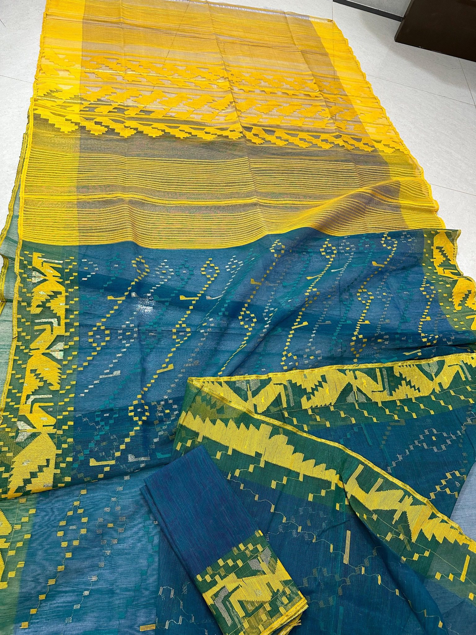 Original Dhakai Jamdani Saree Pure Cotton With Blouse Piece Blue Color DH24 - Image 2